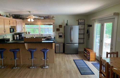 Hiawassee Apartment | Apartment on Lake Front property- deep water pontoon/boat slip and swimming dock