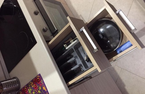 Golubye Dali Apartment | Apartment on Orbitovskaya 2b