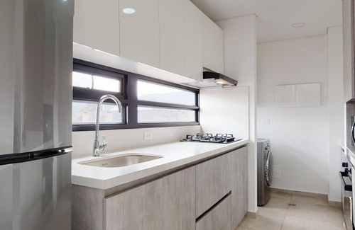 Calle 100 Apartment | Apartment on the 8th Floor of the Kappadocia Building, Bogota