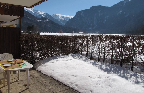 Samoens Apartment | Apartment on the ground floor facing south in Samoëns of 43 m2
