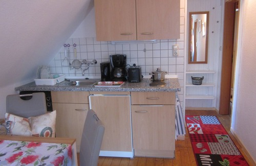 Norddeich Apartment | Apartment on the upper floor with garden space