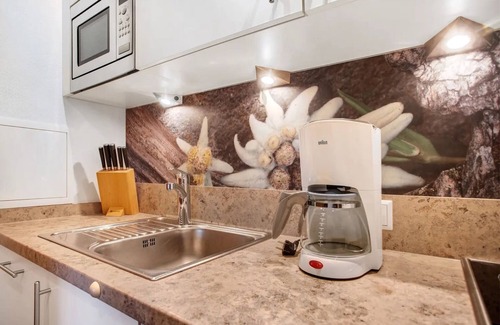 Reit im Winkl Apartment | Apartment 'Panorama - Appartement 7' with Mountain View, Private Terrace and Wi-Fi