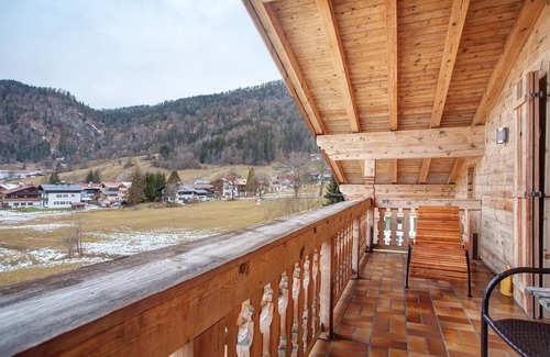 Reit im Winkl Apartment | Apartment 'Panorama - Appartement 7' with Mountain View, Private Terrace and Wi-Fi