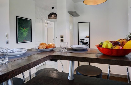 Sainte-Clotilde Condo | Apartment PANORAMIK with a view at 280° located in Saint-Denis