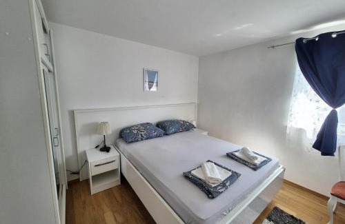 Dinjiska Apartment | Apartment Perla