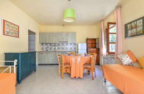 Zanca Apartment | Apartment 'Pettirosso Casa Vai' with Sea View, Wi-Fi and Air Conditioning