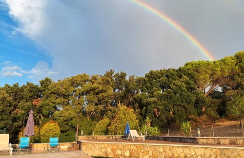 Riparbella Apartment | Apartment 'Piccolo Paradiso - Farfalla' with Shared Pool, Wi-Fi and Air Conditioning