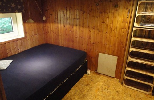 Grafschaft Apartment | Apartment "Ponderosa" with Shared Garden
