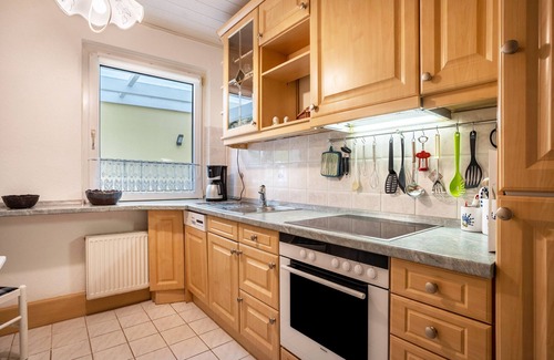 Ostseebad Prerow Apartment | Apartment 'Prerow Am Deich - Fewo 3' with Private Terrace, Private Garden and Wi-Fi