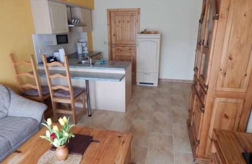 Treppendorf Apartment | Apartment-Private Bathroom-Garden view-Balkon oder Terrasse