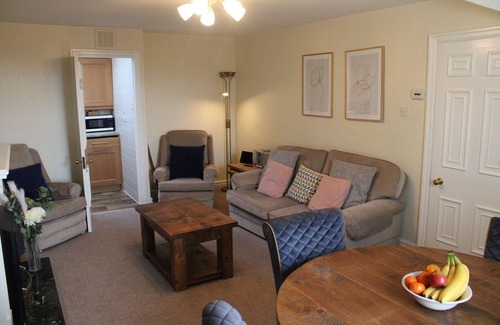 Thirsk Apartment | Apartment-Private Bathroom-Pennine