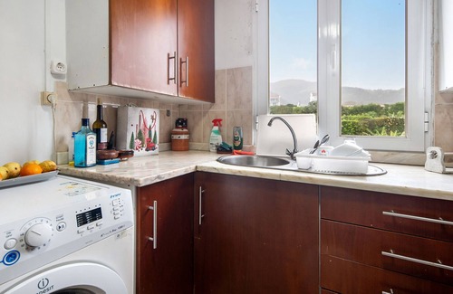 Vila Franca do Campo Apartment | Apartment 'Casa São Pedro' with Sea View, Wi-Fi and Air Conditioning