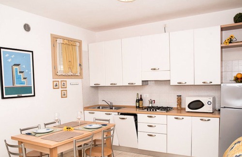 Faro Apartment | Apartment 'Residence Borgo Dei Fiori B05' with Shared Pool, Private Terrace and Air Conditioning