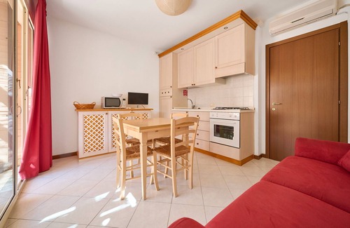 Punta Ala Apartment | Apartment 'Rex Lo Scoglietto - Bilocale 15' with Communal Pool, Wi-Fi and Air Conditioning