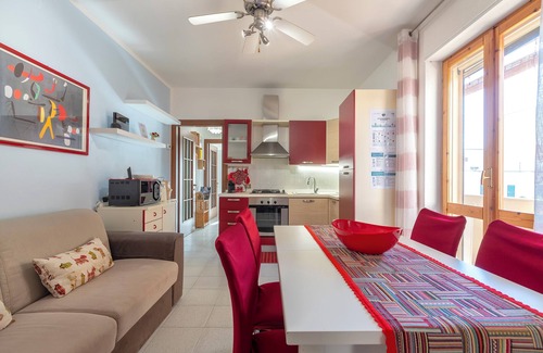 Lido Apartment | Apartment 'Riviera House' with Wi-Fi and Air Conditioning