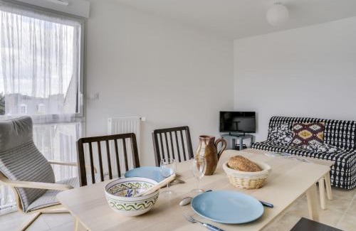 Rotheneuf-Le Pont Apartment | Apartment Roc Eden-1 by Interhome