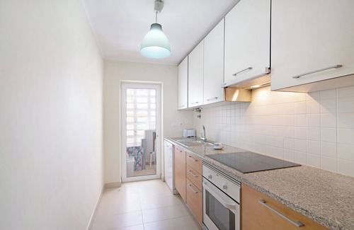 Canada Apartment | Apartment 'Royal Cabanas Golf 88' with Shared Pool, Shared Garden and Air Conditioning