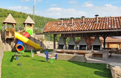 Coredo Apartment | Apartment Royal Gala by Interhome