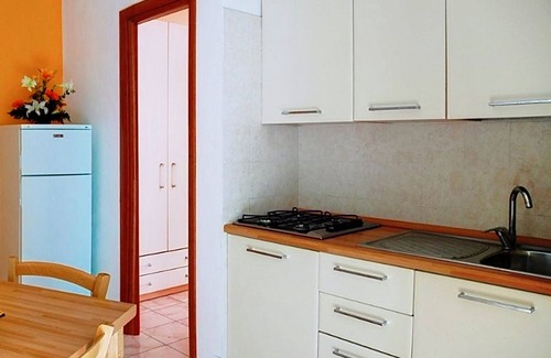 Scialara Apartment | Apartment 'Sabbia D'oro' with Shared Pool and Wi-Fi