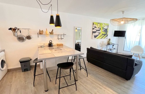 Boucan Canot Apartment | Apartment Saint Gilles - Boucan beach 300 m away