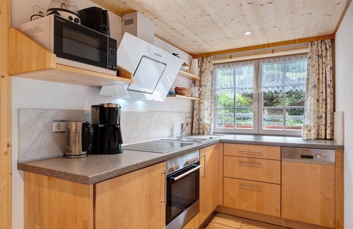 Titisee-Neustadt Apartment | Apartment 'Schwarzwaldstube' with Mountain View, Shared Terrace and Wi-Fi