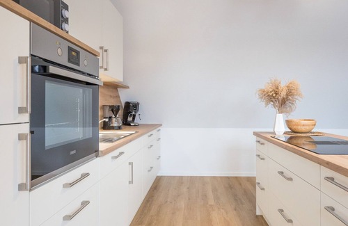 Zentrum Apartment | Apartment sea suite in Husum for up to 4 people