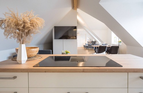 Zentrum Apartment | Apartment sea suite in Husum for up to 4 people