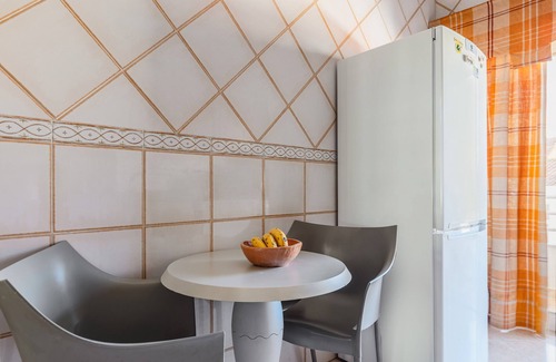 Setubal Apartment | Apartment 'Setúbal Dreams' with Sea View, Private Garden and Wi-Fi