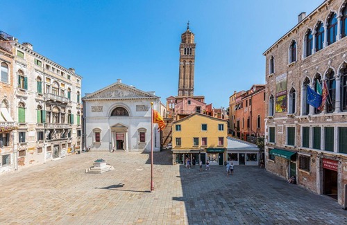 San Marco Villa | Apartment Sienna - Four Bedroom Villa, Sleeps 8