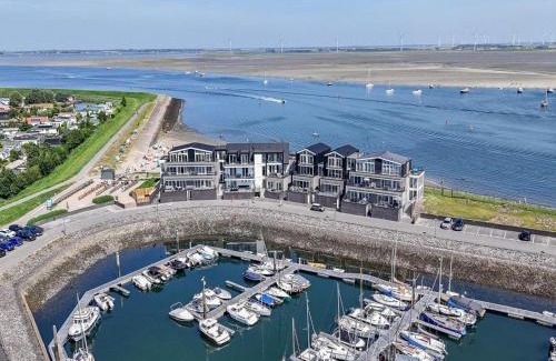 Sint-Annaland Apartment | Apartment Sint Annaland with Marina Views