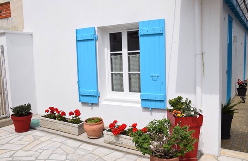 Soulac-sur-Mer Apartment | Apartment Soulac Sur Mer close to the ocean and all amenities