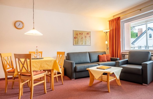 Usseln Apartment | Apartment 'Spatz' with Mountain View, Shared Garden and Wi-Fi
