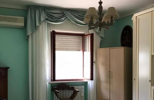 San Giovanni di Baiano Apartment | Apartment 'Spoleto' with Garden & A/C