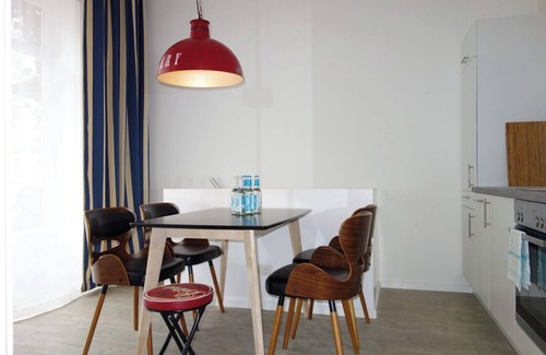 Ottensen Apartment | "Apartment STEUERBORD" over 2 levels in URBAN STAY Hamburg