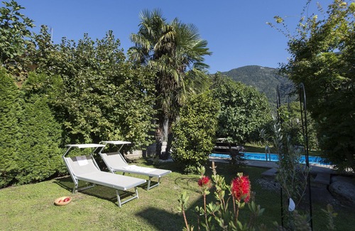 Merano Apartment | Apartment 'Stöckerhof Herz' with Mountain View, Shared Pool and Wi-Fi