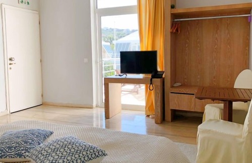 Varia Apartment | Apartment Studio with Garden View in Mytilene - 2 persons, 1 bedrooms