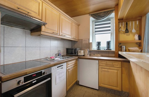 Tinnum Apartment | Apartment 'Sylt 4 Westerland' with a Shared Garden and Wi-Fi