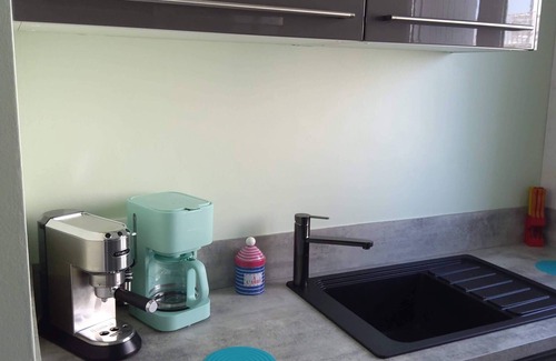 Poulgoazec Apartment | APARTMENT T3 3 *RESIDENCE LA MONTAGNE AUDIERNE 300 M FROM THE BEACH SEA VIEW