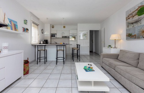 Moliets-et-Maa Apartment | Apartment T3 Golf with Pool, Terrace & Garden