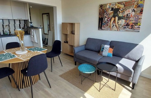 Le Rouet Apartment | Apartment T3 Marseille 8th. Renovated and fully equipped.
