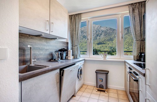 Bad Reichenhall Apartment | Apartment 'The View' with Mountain View, Balcony and Wi-Fi
