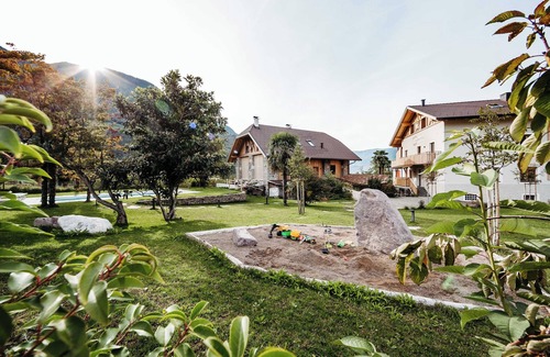 Merano Apartment | Apartment 'Torgglbauer 1' with Mountain View, Pool, Terrace & Wi-Fi