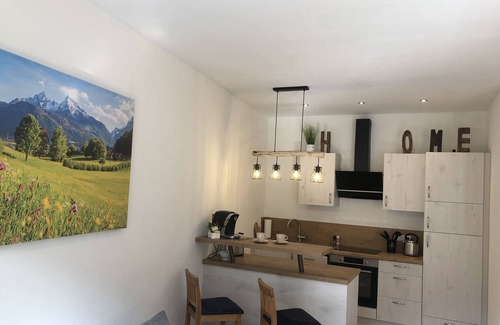 Marktschellenberg Apartment | Apartment Untersbergblick with balcony and mountain view
