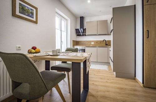 Bad Reichenhall Apartment | Apartment UNTERSBERG: 2-room apartment for 1-2 persons, glass-roofed balcony