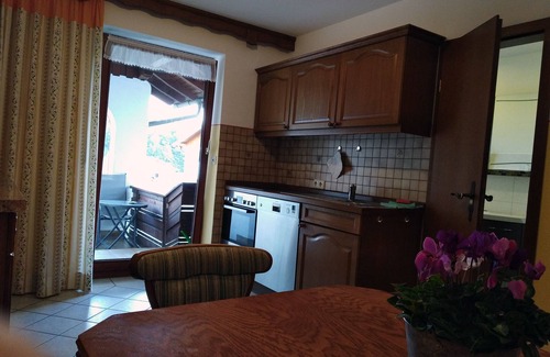 Kleinhogl Apartment | Apartment Untersberg 52 sqm, 2 bedrooms, extra kitchen, balcony