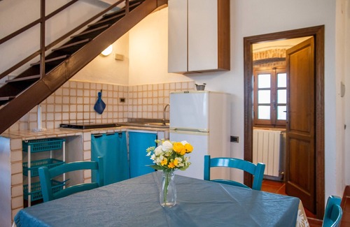 Gavorrano Apartment | Apartment 'Vecchio Molino - 5' with Shared Terrace, Shared Garden and Wi-Fi