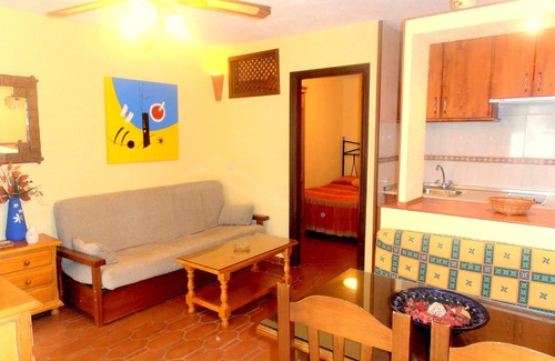 Carihuela Apartment | Apartment very close to the promenade of La Carihuela