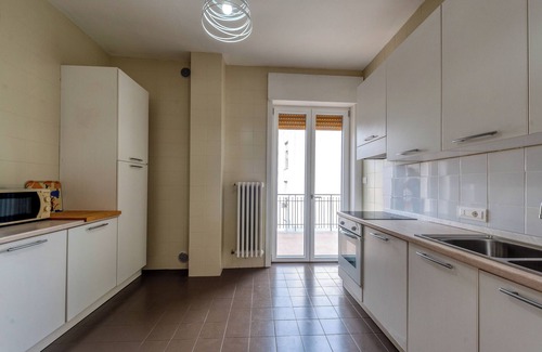 Lecce Apartment | Apartment 'Victoria's Home' with Private Terrace, Wi-Fi and Air Conditioning