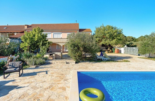 Novigrad Apartment | Apartment Villageway (99621-A1) - Pridraga (Novigrad)