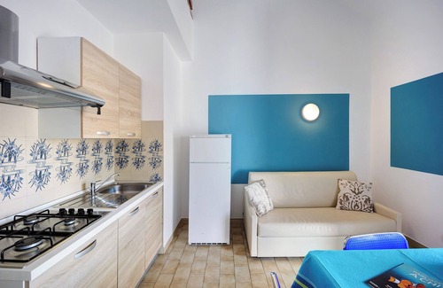 Loano Apartment | Apartment 'Villa Paola Bilo 4 Bis' near the sea with shared pool and Wi-Fi - pets allowed